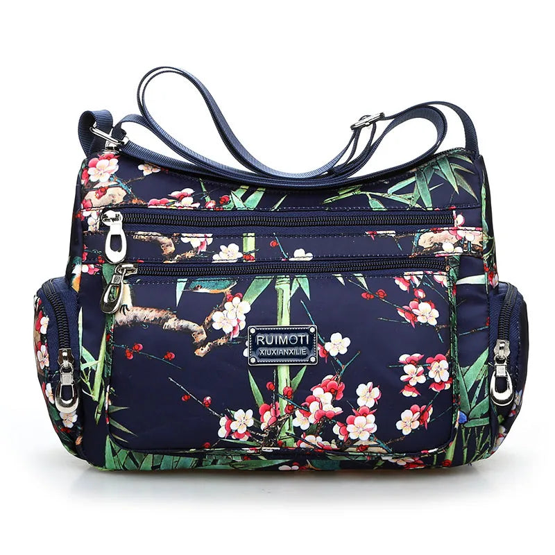 Floral Pattern Shoulder Beauty Bag