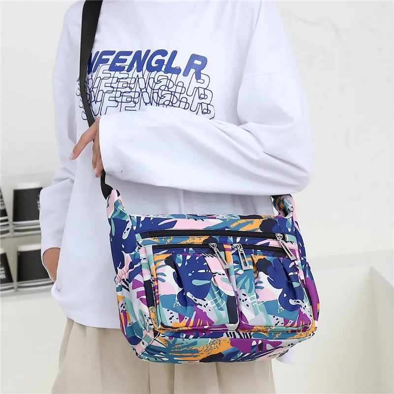 Floral Handbag With Multi-Pockets